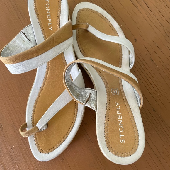 Stonefly size 8/39 silver and copper wedge sandals - Picture 7 of 7